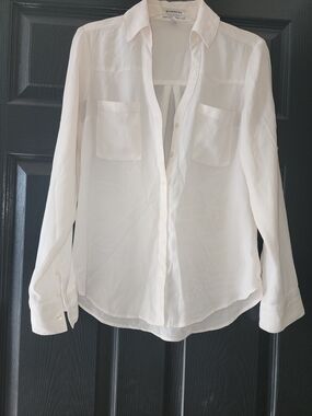 Express Portofino Off White Semi-Sheer Button-Up Blouse Size XS TP